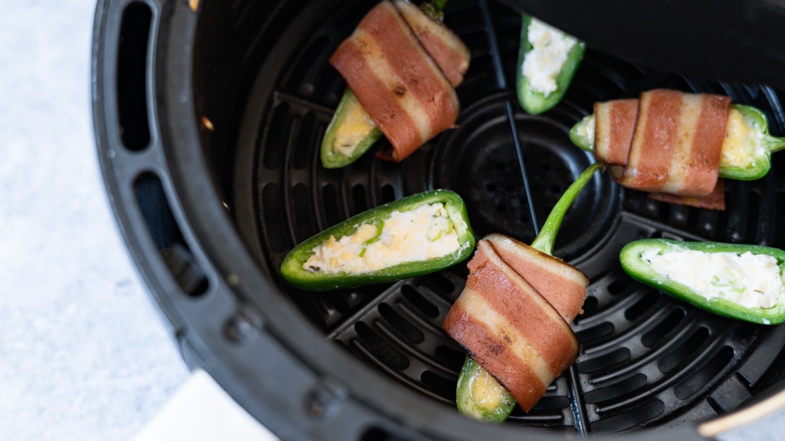 Jalapeño poppers met ranch dressing voor de airfryer Verse Oogst